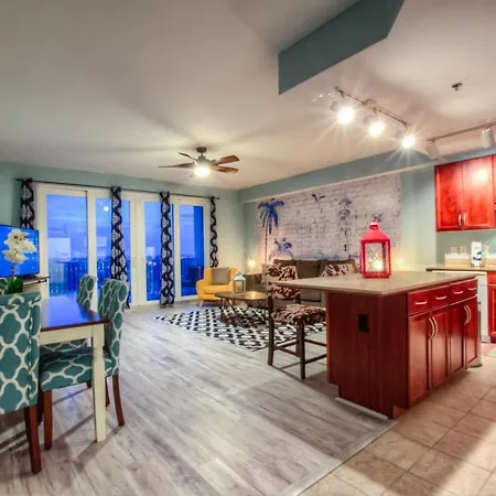 Laketown Wharf 1135 By Aneliya